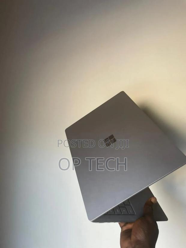 Laptop Microsoft Surface Laptop 8GB Intel Core I5 SSD 256GB
