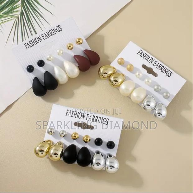 Premium Earrings Collection – Choose Your Style photo 8