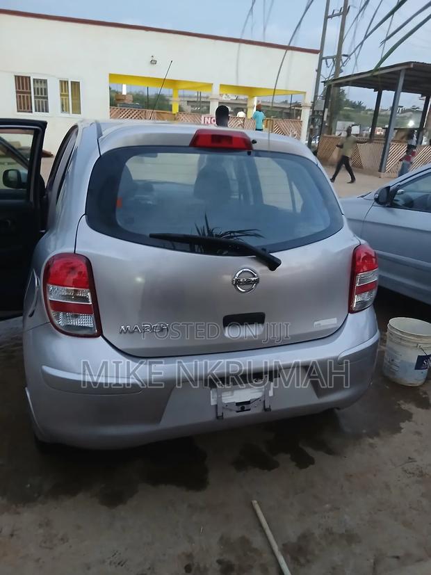 Nissan March 2014 Gold