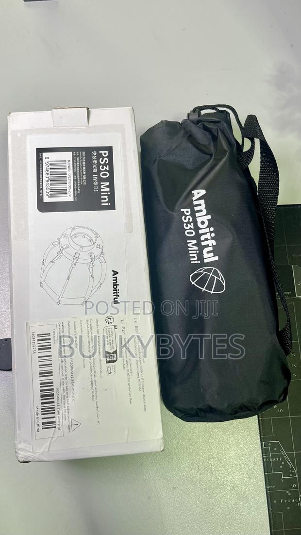 Ambitful Ps30 Mini Handheld Softbox (Light Not Included) photo 2