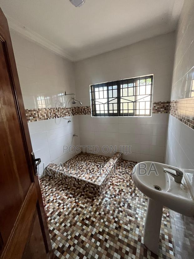 5bdrm House in East Legon Hills, for rent photo 8