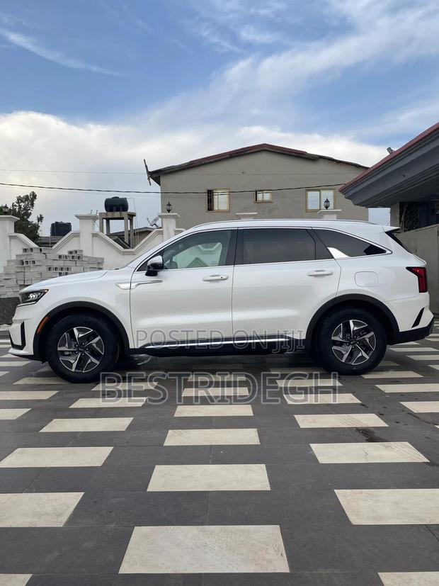 Kia Sorento 2021 White