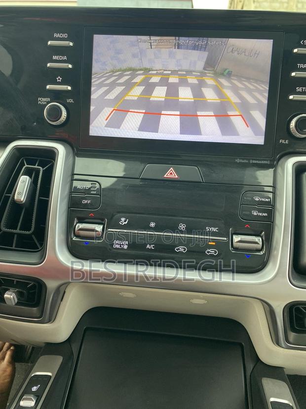 Kia Sorento 2021 White