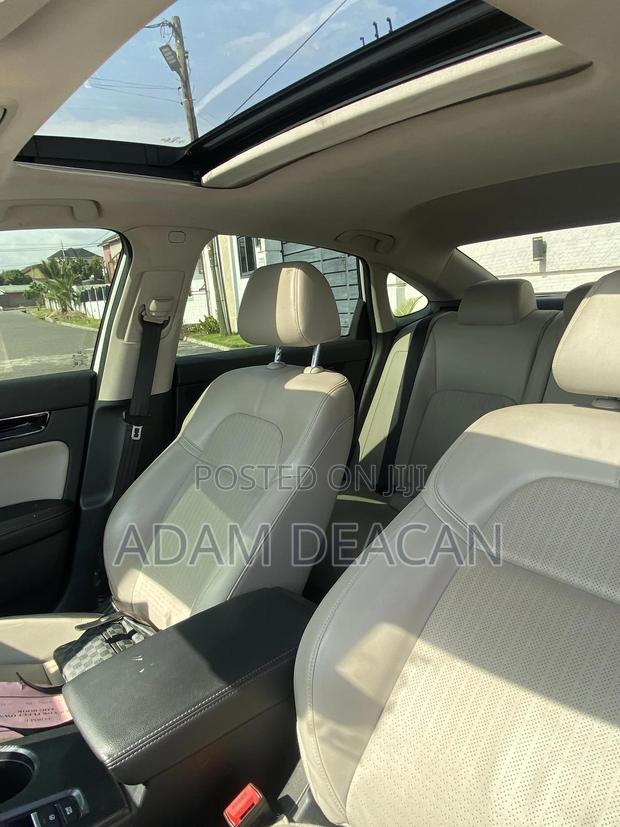 Honda Civic Sport Touring 2022 White