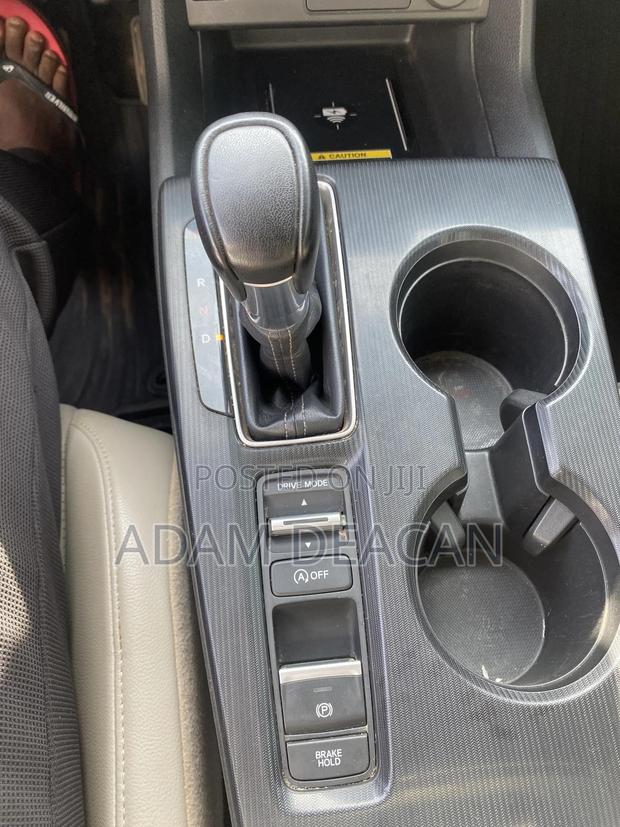 Honda Civic Sport Touring 2022 White