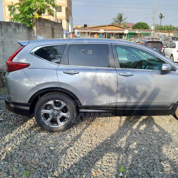 Honda CR-V EX FWD 2019 Gray photo 3