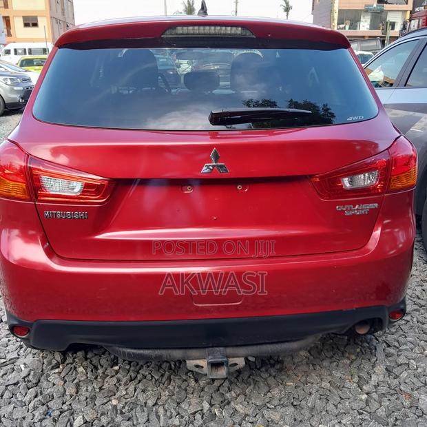 Mitsubishi Outlander SE 4dr SUV (2.4L 4cyl CVT) 2015 Maroon photo 5