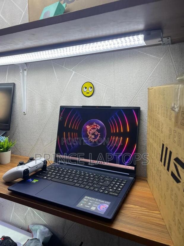 Laptop MSI Stealth 16 Studio A13VG 32GB Intel Core i7 SSD 1T photo 7