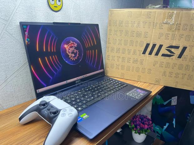 Laptop MSI Stealth 16 Studio A13VG 32GB Intel Core i7 SSD 1T photo 3