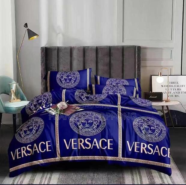 Luxurious Duvet Set (7 Pieces) · Photo 2