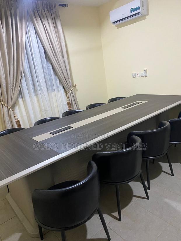 Strong and Quality 12 Seater Conference Table · Photo 2
