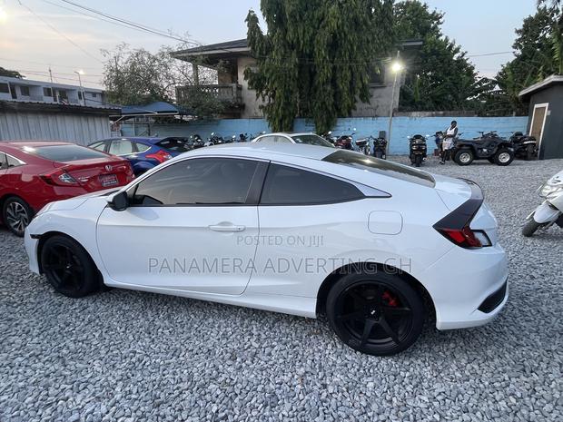 Honda Civic EX-T 2dr Coupe (1.5L 4cyl) 2017 White