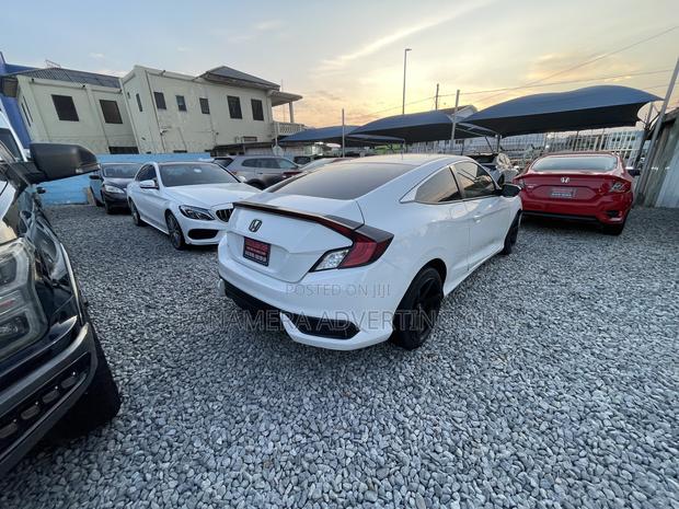 Honda Civic EX-T 2dr Coupe (1.5L 4cyl) 2017 White