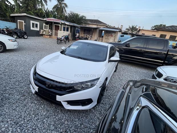 Honda Civic EX-T 2dr Coupe (1.5L 4cyl) 2017 White