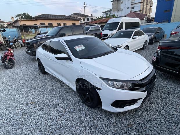 Honda Civic EX-T 2dr Coupe (1.5L 4cyl) 2017 White