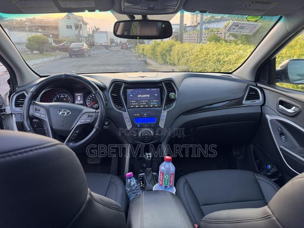 Hyundai Santa Fe 2015 White