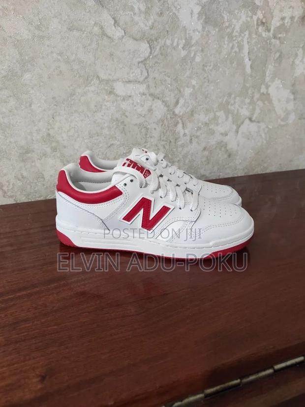 New Balance Low Sneaker In Different Styles , Swipe >> · Photo 3