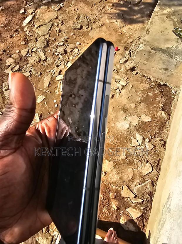 Google Pixel Fold 256 GB Black photo 5