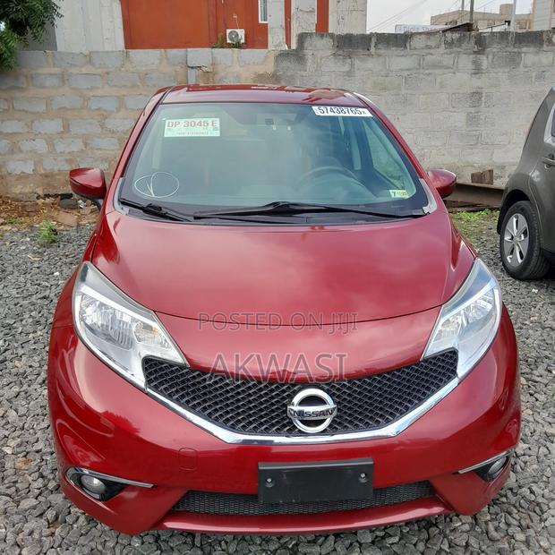 Nissan Versa 1.6 S 4dr Sedan (1.6L 4cyl 4A) 2015 Red photo 6