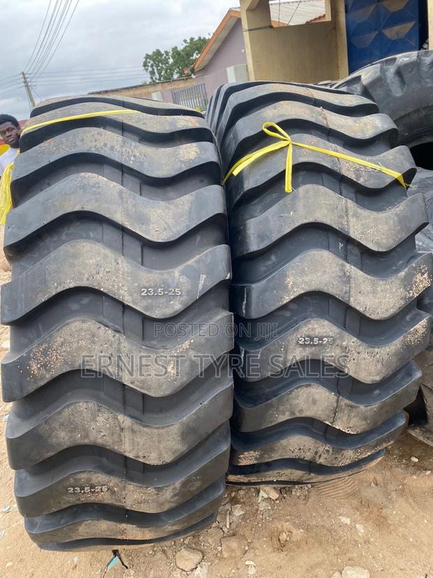 23.5-25 Truck Tyres photo 3