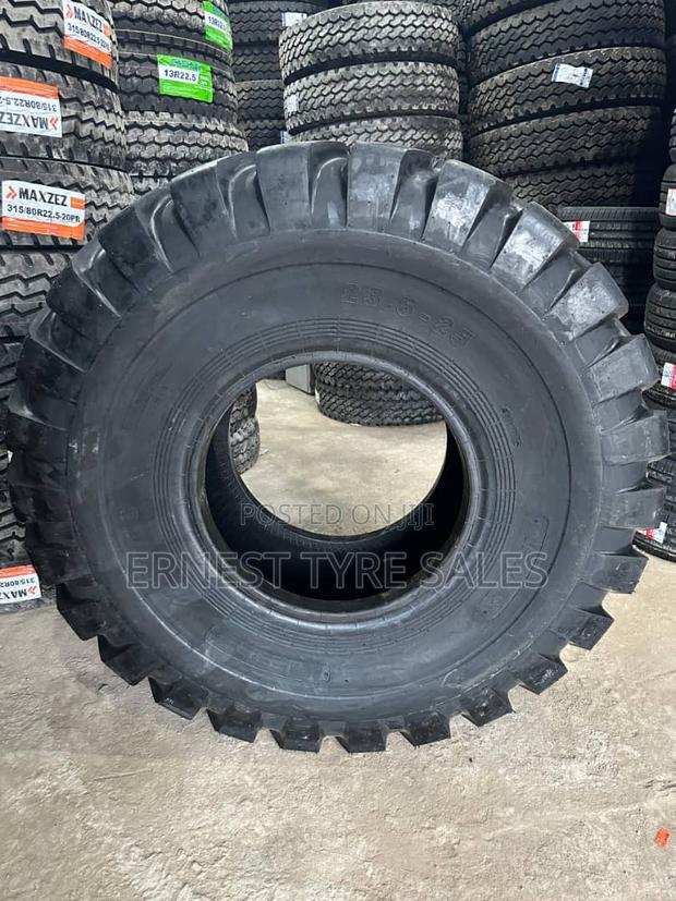 23.5-25 Truck Tyres photo 4