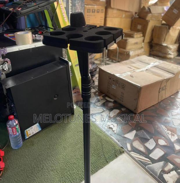 On-Stage Multi-Mic Holder With Stand · Photo 3