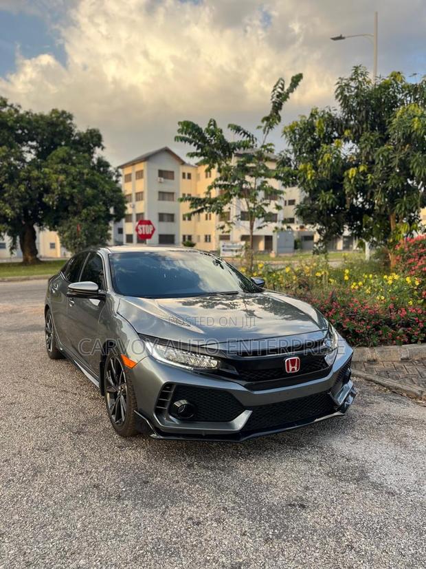 Honda Civic Sport Touring Hatchback 2019 Gray