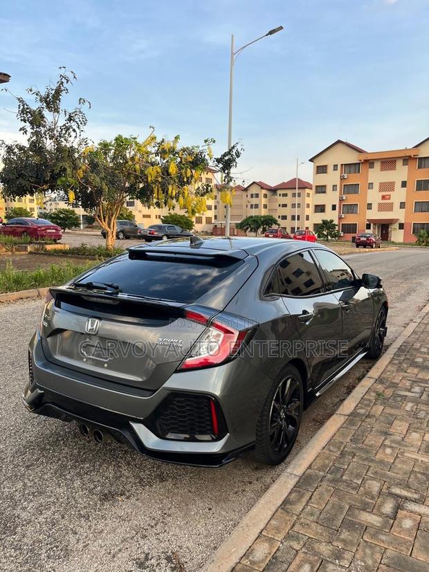 Honda Civic Sport Touring Hatchback 2019 Gray
