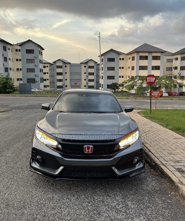 Honda Civic Sport Touring Hatchback 2019 Gray