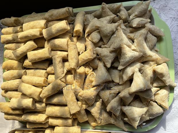 Frozen Springrolls And Samosa In Adenta · Photo 4