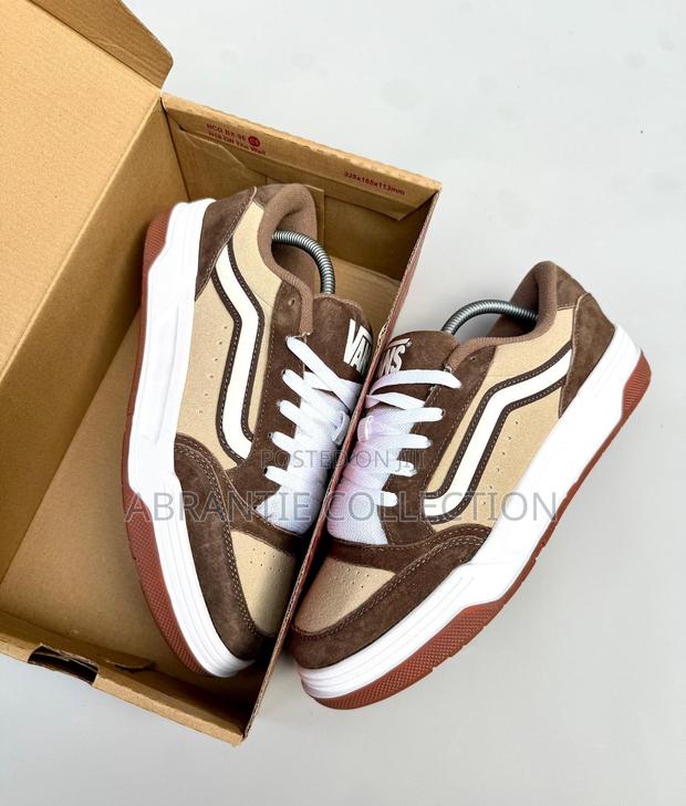 Authentic Vans Hylane Brown/White Sneaker · Photo 4