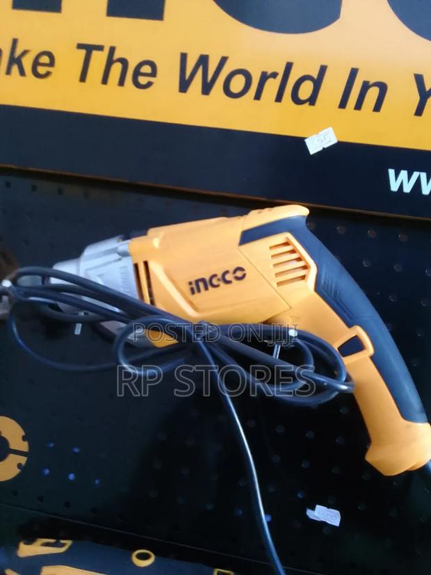 Ingco 850 Impact Drill · Photo 3