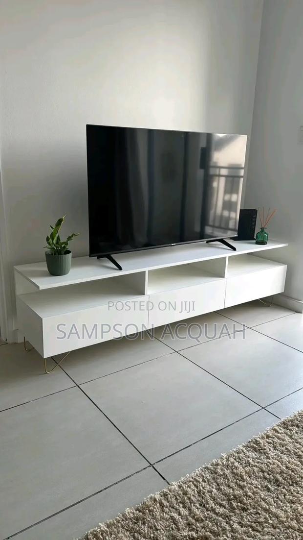 Nice And Quality Tv Stand/ Tv Units/ Tv Cabinet · Photo 2