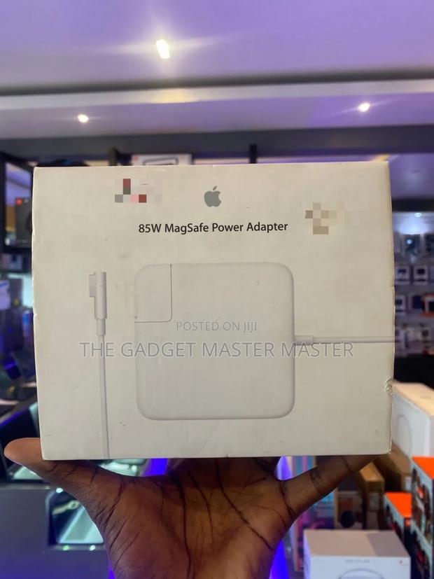 85w Apple Magsafe Power Adapter · Photo 4