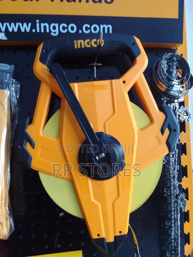 Ingco 100mm Fibreglass Measuring Tape · Photo 3