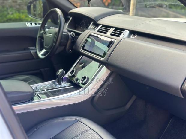 Land Rover Range Rover Sport HSE 2019 White