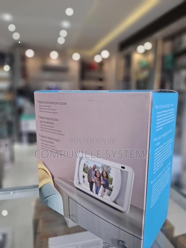 Alexa Echo Show 8 (2nd Generation) · Photo 2