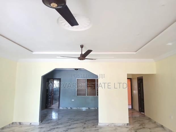 3bdrm Apartment in Tech Deduako Knust, Kumasi Metropolitan for rent