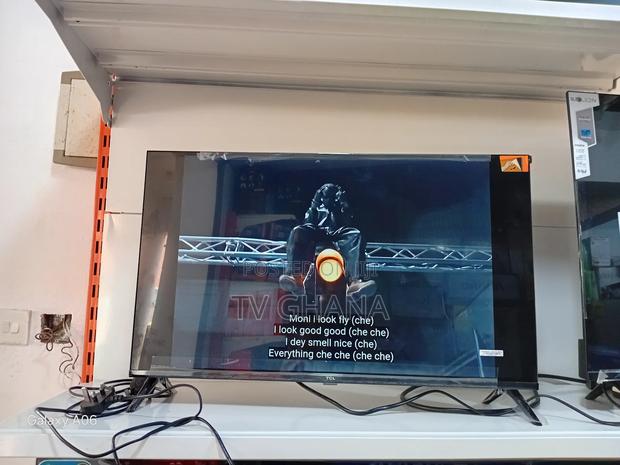 TCL 32" Google Tv – Perfect for Movies Gaming · Photo 4
