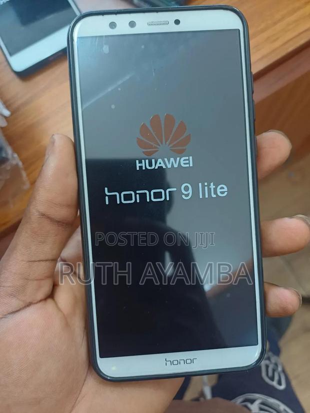 Huawei Honor 9 Lite 64 GB Silver photo 2