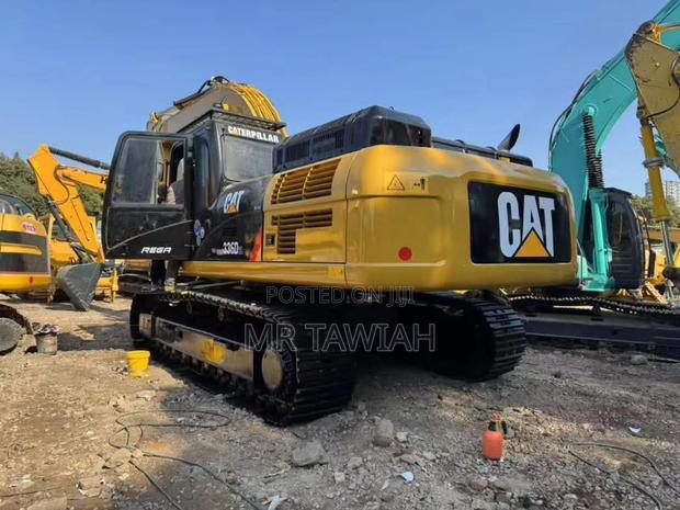 Cat 320 D Excavator · Photo 2