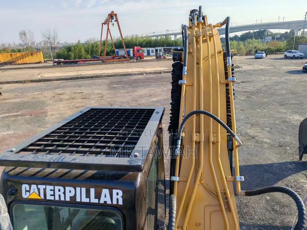 Cat 320 D Excavator · Photo 3
