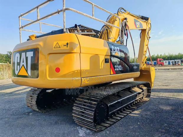 Cat 320 D Excavator · Photo 4