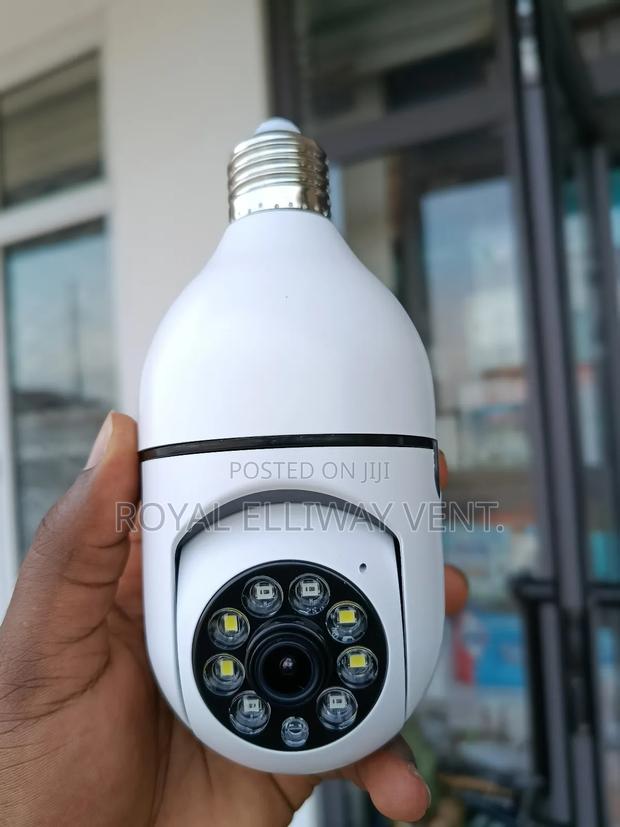 V380 Bulb PTZ Camera photo 2