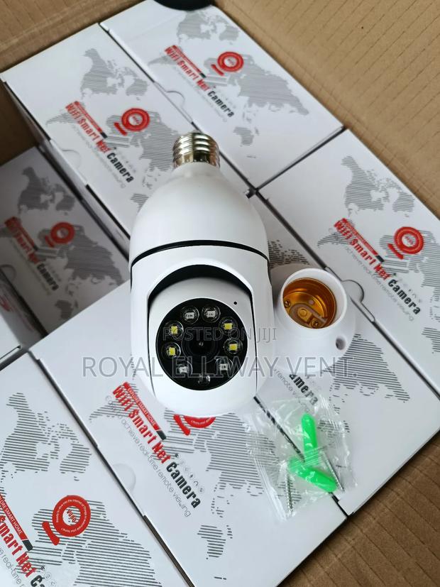 Bulb PTZ Wifi Camera