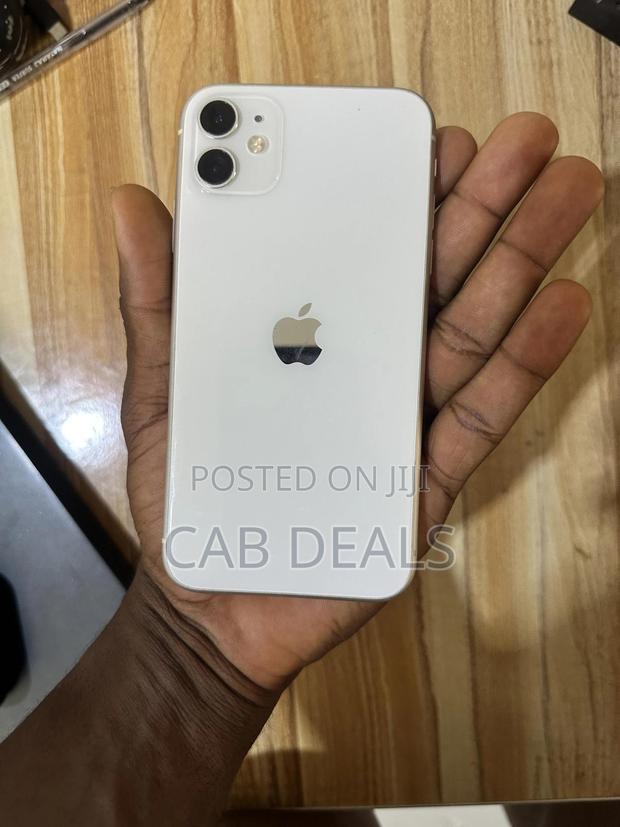 Apple iPhone 11 64 GB White photo 2