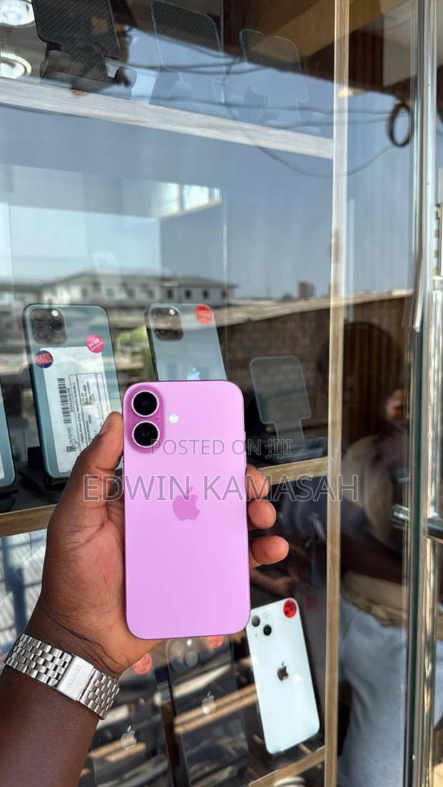 New Apple iPhone 16 128 GB Pink photo 2