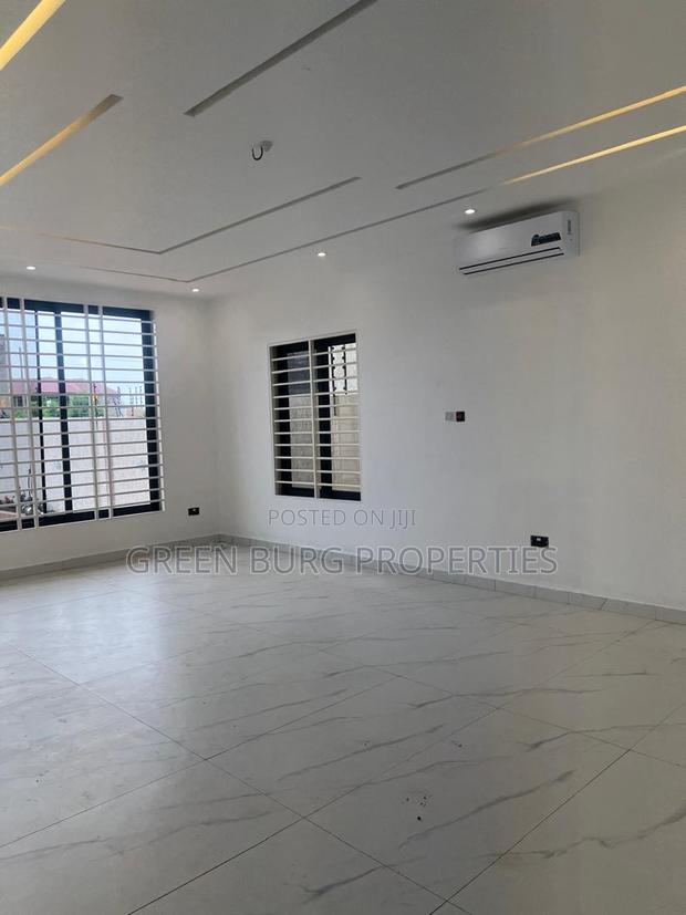 4bdrm House in Green, East Legon for sale photo 4