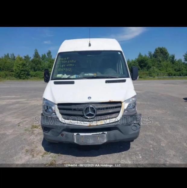 Mercedes-Benz Sprinter 2015 White