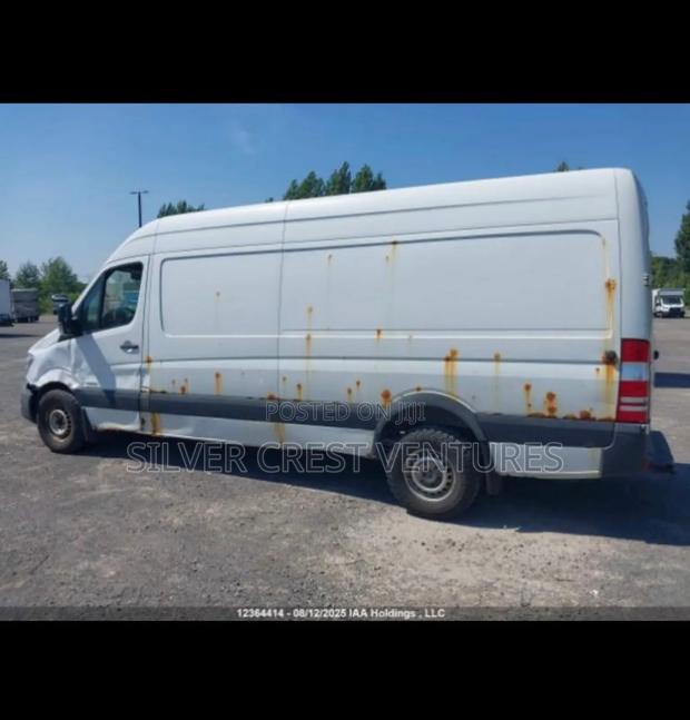 Mercedes-Benz Sprinter 2015 White